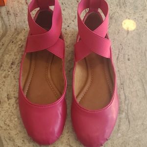 Corso Como bright pink flat, size 7.5